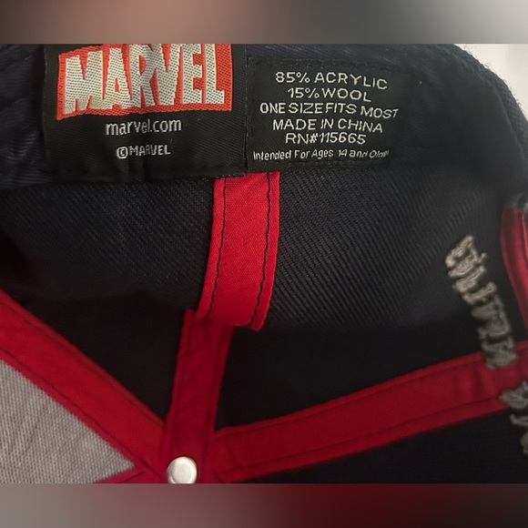 Marvel Avengers Captain America Blue and Red Shield Snapback Hat - Picture 4 of 4